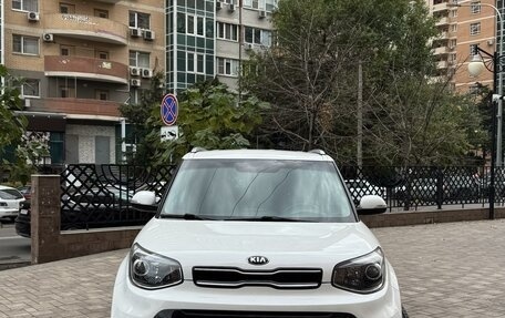 KIA Soul II рестайлинг, 2018 год, 2 200 000 рублей, 6 фотография