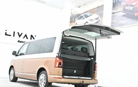 Volkswagen Multivan T6 рестайлинг, 2019 год, 6 749 000 рублей, 26 фотография