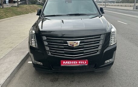 Cadillac Escalade IV, 2017 год, 6 200 000 рублей, 1 фотография