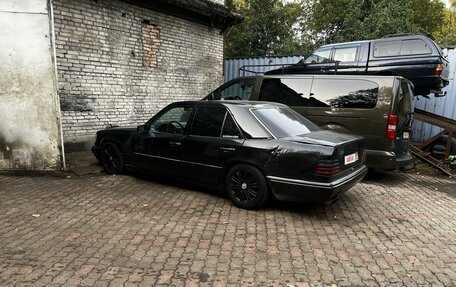 Mercedes-Benz W124, 1984 год, 250 000 рублей, 3 фотография