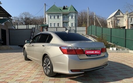 Honda Accord IX рестайлинг, 2013 год, 1 730 000 рублей, 10 фотография