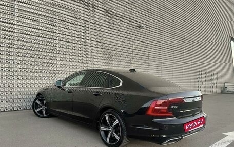 Volvo S90 II рестайлинг, 2017 год, 3 465 000 рублей, 2 фотография