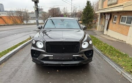 Bentley Bentayga I, 2021 год, 14 900 000 рублей, 3 фотография