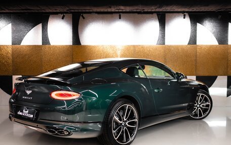 Bentley Continental GT III, 2022 год, 36 000 000 рублей, 2 фотография