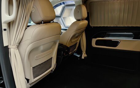 Mercedes-Benz V-Класс, 2018 год, 7 000 000 рублей, 15 фотография