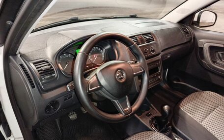 Skoda Fabia II, 2014 год, 828 000 рублей, 20 фотография