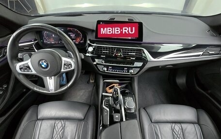 BMW 5 серия, 2020 год, 4 390 000 рублей, 7 фотография