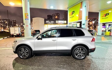 Volkswagen Touareg III, 2011 год, 2 250 000 рублей, 4 фотография