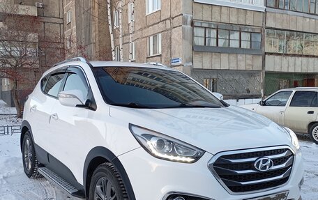 Hyundai ix35 I рестайлинг, 2015 год, 1 800 000 рублей, 10 фотография