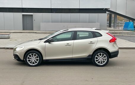 Volvo V40 Cross Country I, 2017 год, 1 775 000 рублей, 2 фотография