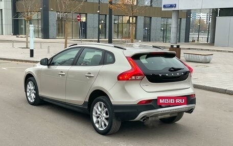 Volvo V40 Cross Country I, 2017 год, 1 775 000 рублей, 3 фотография