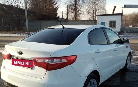 KIA Rio III рестайлинг, 2014 год, 890 000 рублей, 4 фотография