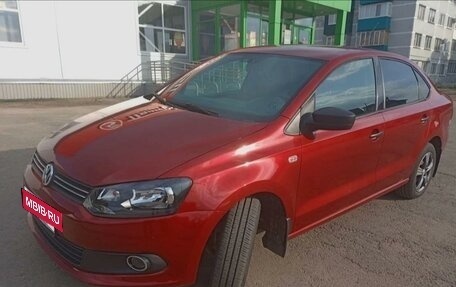 Volkswagen Polo VI (EU Market), 2011 год, 735 000 рублей, 1 фотография