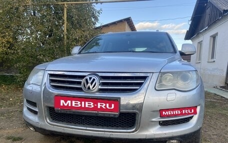 Volkswagen Touareg III, 2008 год, 957 000 рублей, 1 фотография