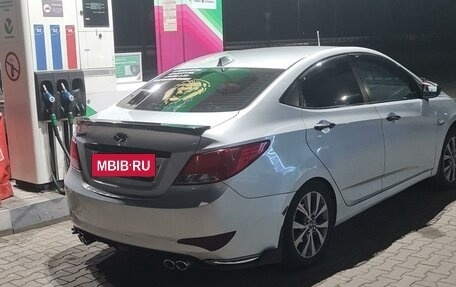 Hyundai Solaris II рестайлинг, 2015 год, 750 000 рублей, 6 фотография