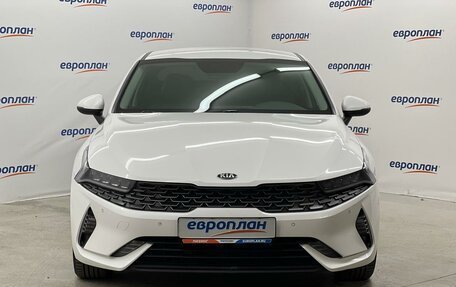 KIA K5, 2021 год, 2 600 000 рублей, 5 фотография