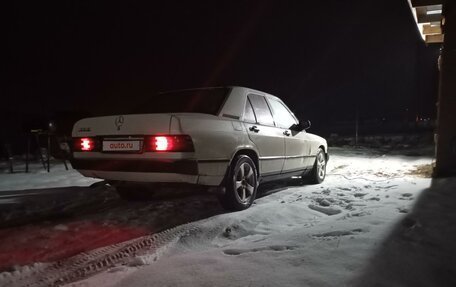 Mercedes-Benz 190 (W201), 1984 год, 160 000 рублей, 3 фотография