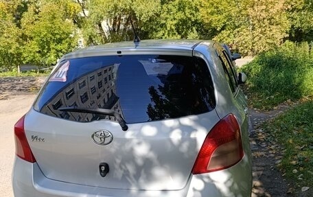 Toyota Vitz, 2005 год, 600 000 рублей, 3 фотография