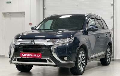 Mitsubishi Outlander III рестайлинг 3, 2021 год, 2 999 000 рублей, 1 фотография