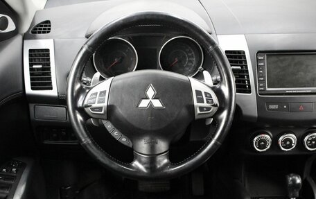 Mitsubishi Outlander III рестайлинг 3, 2010 год, 1 499 000 рублей, 15 фотография