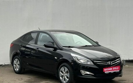 Hyundai Solaris II рестайлинг, 2016 год, 1 250 000 рублей, 3 фотография