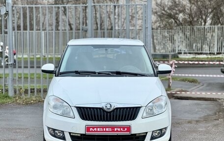 Skoda Fabia II, 2011 год, 799 000 рублей, 2 фотография