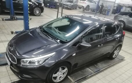 KIA cee'd III, 2012 год, 1 100 000 рублей, 2 фотография