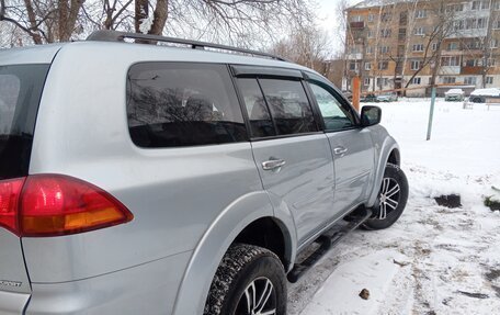 Mitsubishi Pajero Sport II рестайлинг, 2011 год, 1 590 000 рублей, 12 фотография