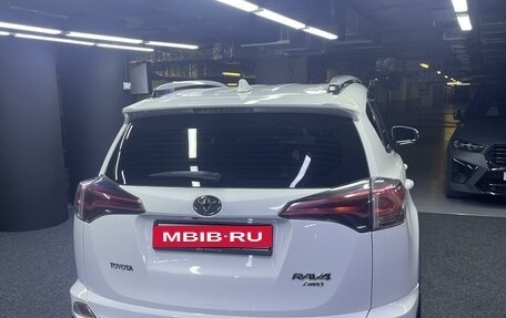 Toyota RAV4, 2017 год, 2 350 000 рублей, 2 фотография