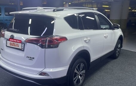 Toyota RAV4, 2017 год, 2 350 000 рублей, 5 фотография