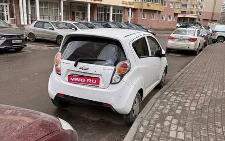 Chevrolet Spark III, 2012 год, 555 000 рублей, 4 фотография