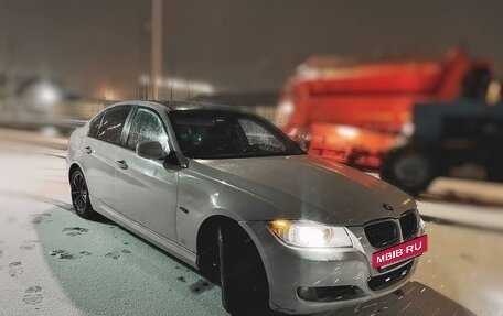 BMW 3 серия, 2011 год, 1 200 000 рублей, 2 фотография