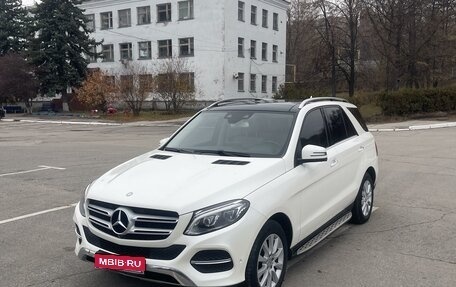 Mercedes-Benz GLE, 2015 год, 3 700 000 рублей, 1 фотография