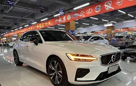 Volvo S60 III, 2021 год, 3 100 000 рублей, 3 фотография