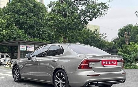 Volvo S60 III, 2020 год, 2 750 000 рублей, 4 фотография