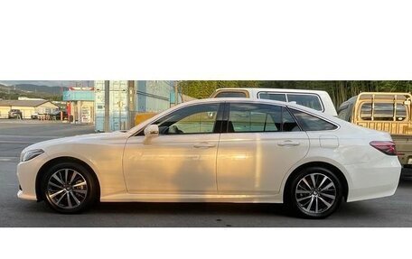 Toyota Crown, 2020 год, 2 248 000 рублей, 4 фотография