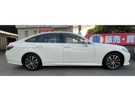 Toyota Crown, 2020 год, 2 248 000 рублей, 3 фотография