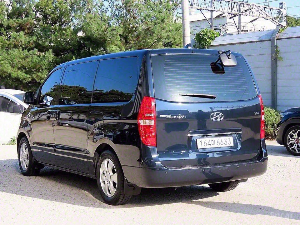 Hyundai Grand Starex Grand Starex I рестайлинг 2, 2020 год, 2 900 000 рублей, 3 фотография