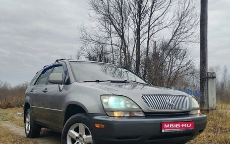 Lexus RX IV рестайлинг, 2000 год, 780 000 рублей, 1 фотография