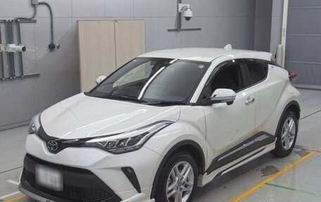 Toyota C-HR I рестайлинг, 2018 год, 1 640 000 рублей, 4 фотография