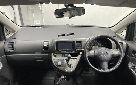 Toyota Wish II, 2005 год, 830 000 рублей, 19 фотография