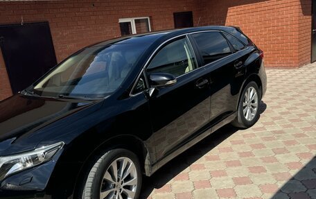 Toyota Venza I, 2013 год, 2 420 000 рублей, 2 фотография