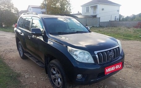 Toyota Land Cruiser Prado 150 рестайлинг 2, 2013 год, 3 230 000 рублей, 7 фотография