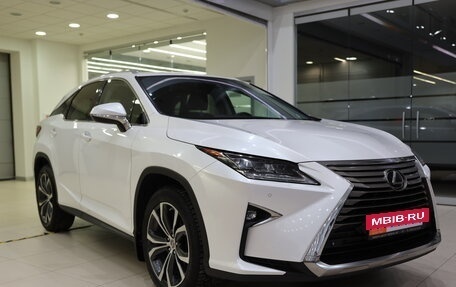 Lexus RX IV рестайлинг, 2017 год, 5 100 000 рублей, 3 фотография