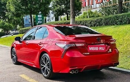 Toyota Camry, 2021 год, 2 400 000 рублей, 4 фотография