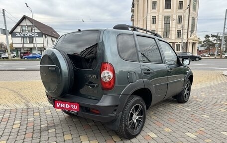 Chevrolet Niva I рестайлинг, 2014 год, 785 000 рублей, 3 фотография