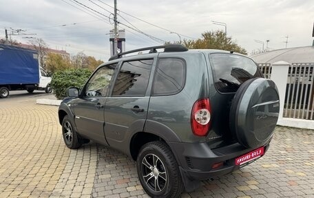 Chevrolet Niva I рестайлинг, 2014 год, 785 000 рублей, 2 фотография