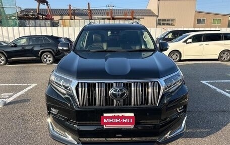 Toyota Land Cruiser Prado 150 рестайлинг 2, 2021 год, 3 986 000 рублей, 2 фотография