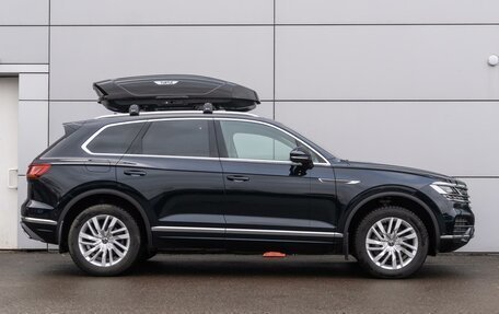 Volkswagen Touareg III, 2022 год, 9 359 000 рублей, 5 фотография