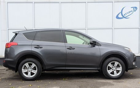 Toyota RAV4, 2013 год, 1 899 000 рублей, 4 фотография